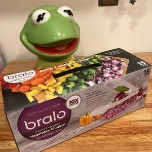 Multi-Purpose Vegetable Slicer